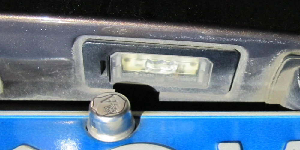 000