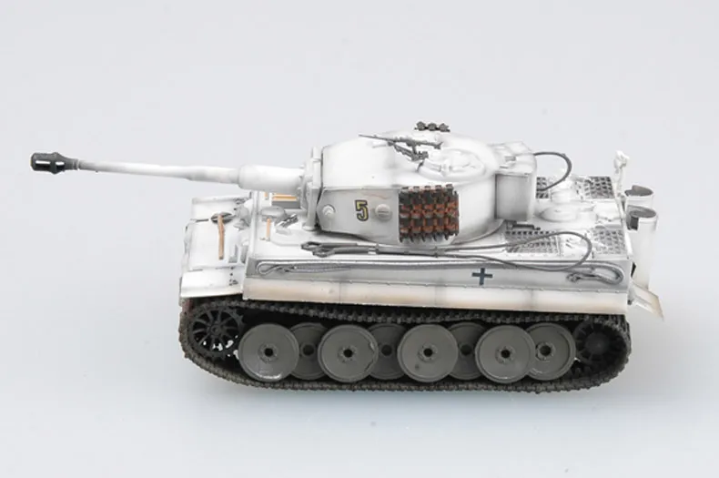 Сборная модель резервуара 1:72 статического Tiger Middle Spzabt.506. Бак для России 1943