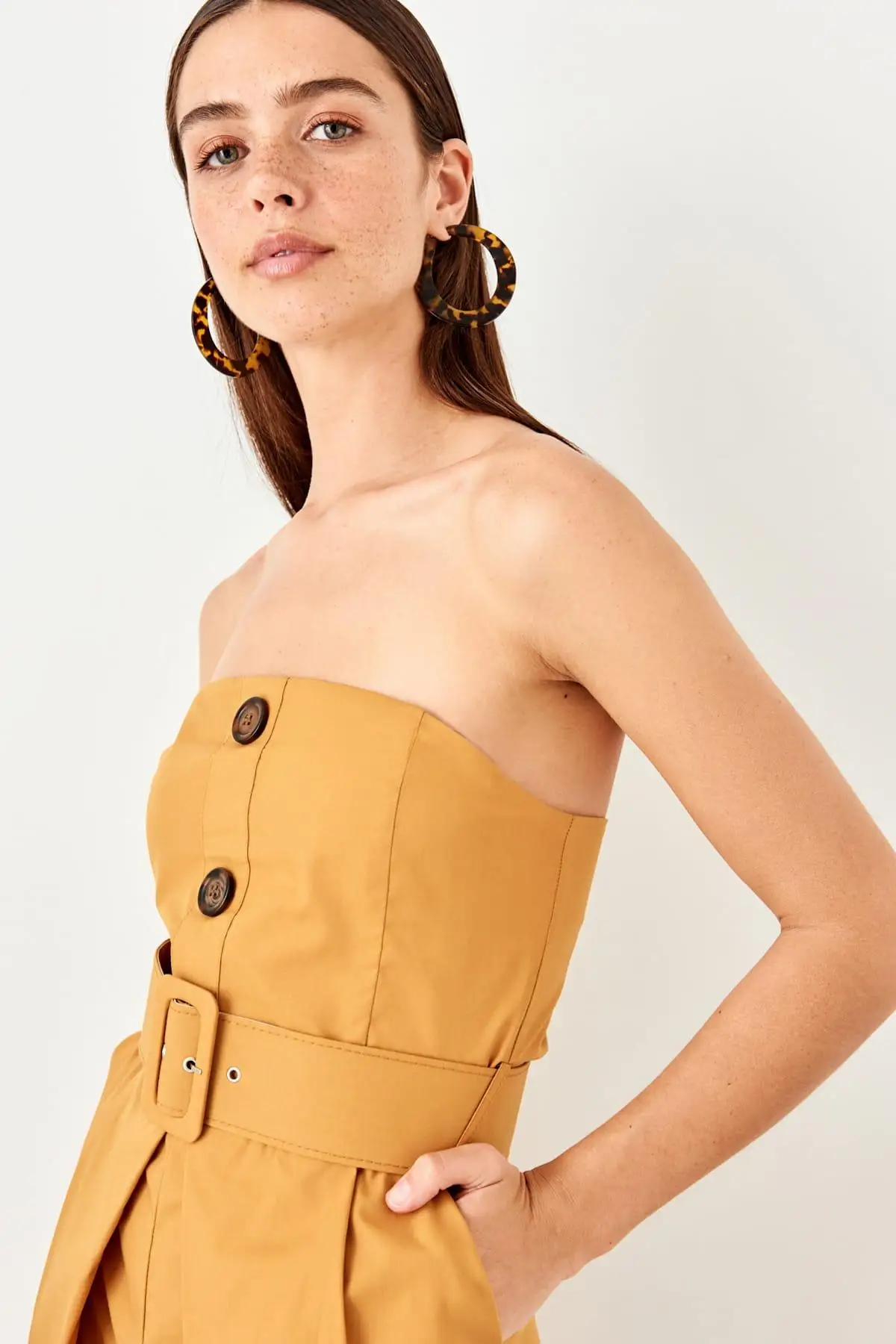 Goedkoop Trendyol Kameel Knop Detail Kemerli Jumpsuit TWOSS19XM0250