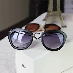 Лаура Фея женские солнечные очки Бабочка брендовые дизайнерские металлические и пластиковые Лоскутные Винтажные Солнцезащитные очки Oculos Feminino De Sol - Цвет линз: black sunglasses