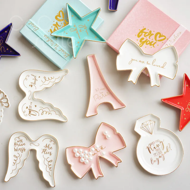 15  Ceramic jewelry dish            (1)