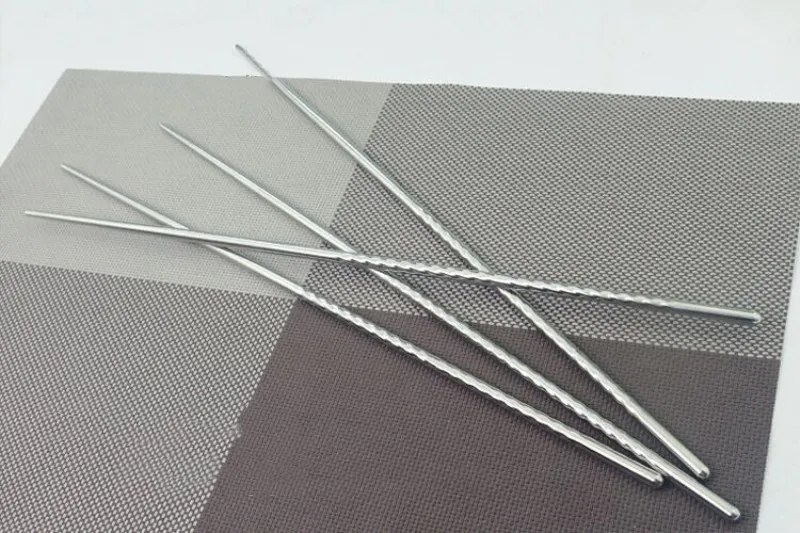 4651787431_893505460