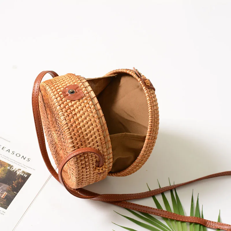 خمر اليدوية الروطان المنسوجة حقائب كتف بو أشرطة جلدية القوس غلق بمشبك عطلة الشاطئ Crossbody حقيبة رسل النساء يد B161 خمر اليدوية الروطان المنسوجة حقائب كتف بو أشرطة جلدية القوس غلق بمشبك عطلة الشاطئ Crossbody حقيبة رسل النساء يد B161