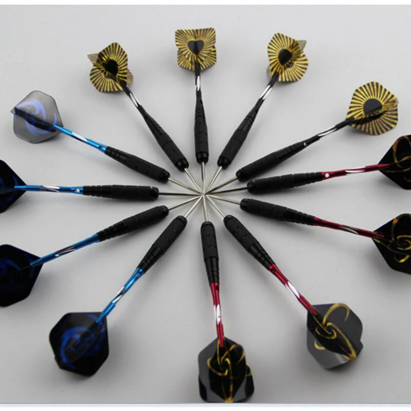 12 packs of quality darts Various colors and boutique boxes are suitable for indoor and outdoor entertainment activities