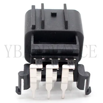 

Furukawa Sealed Plastic 6 Pin Automotive Connector DJ70620-2.3-10