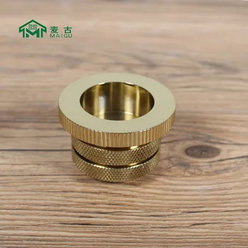 

Modern Retro Metal Gear Mechanical Candlestick Christmas Decorations Home 3 Home Decoration Crystal Flower Metal Stand 3DZTY59