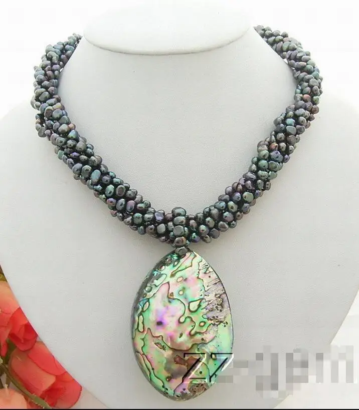 

Free Shipping >>>>> 6Strds Black Pearl&Abalone shell Pendant Necklace-Cameo Clasp