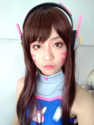 

Game D.va Headset For Cosplay HANNA Song Pink DVA Headphone Earphone For Halloween Partty Big Event Exhibition Weapon D.V.A