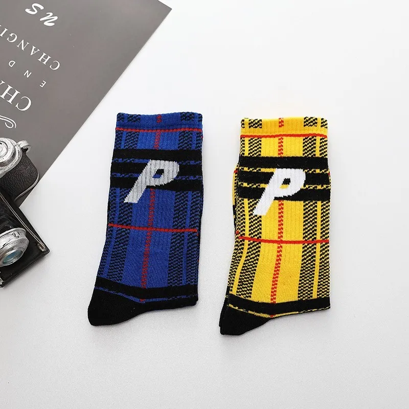 

Fashion Letter Nice Patterned men Socks Skateboard Cool Hipster Skate Sock Female Cool Harajuku Funny Patterned Solid Cotton Sox