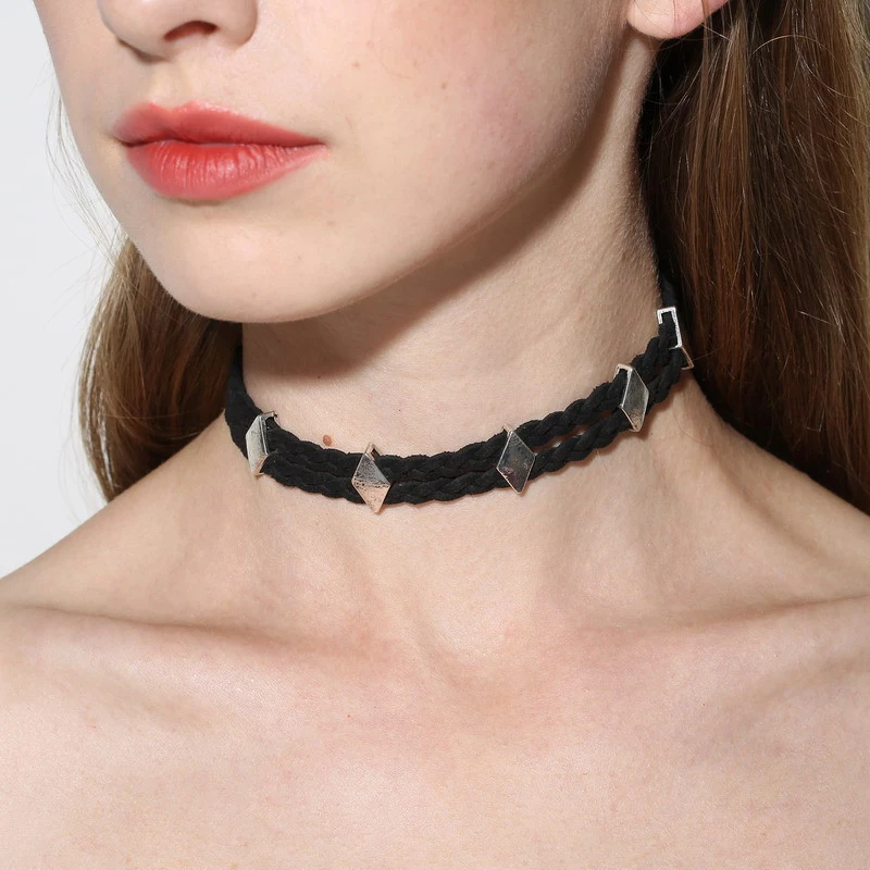 Trendy Women Velvet Choker Necklace Fashion women Puck black leather hot mails silver necklaces False collar Gothic Costume Jewelry-1 (1)