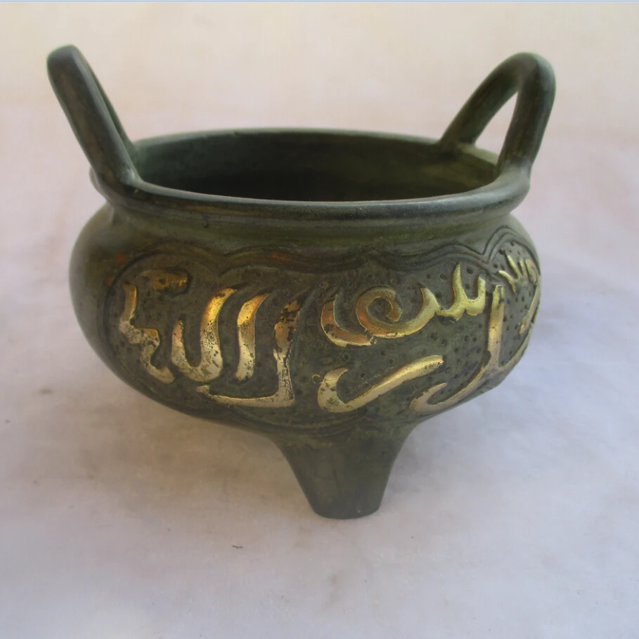 

Chinese Old Bronze Gold gilt Carved Incense Burner/ Censer