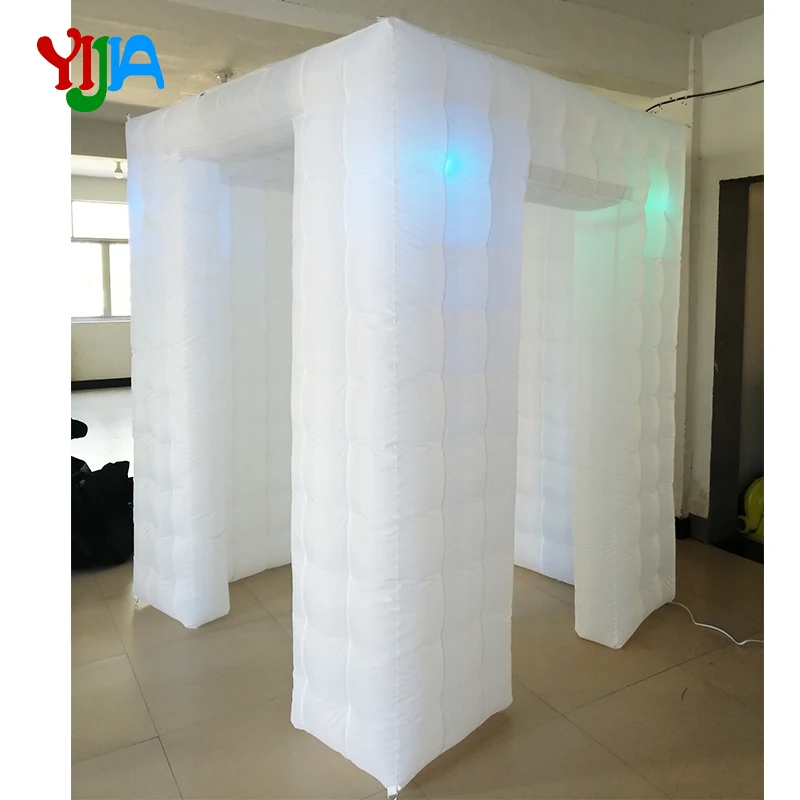 Small boothW