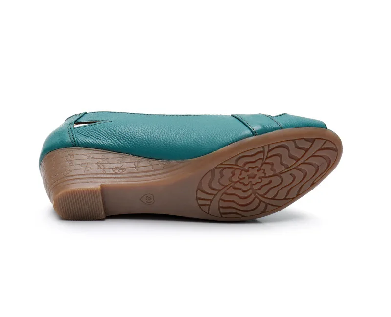 OUKAHUI/Элегантные босоножки из натуральной кожи женская летняя обувь пикантные женские Босоножки с открытым носком без застежки туфли на танкетке 4 см с закрытой пяткой 43