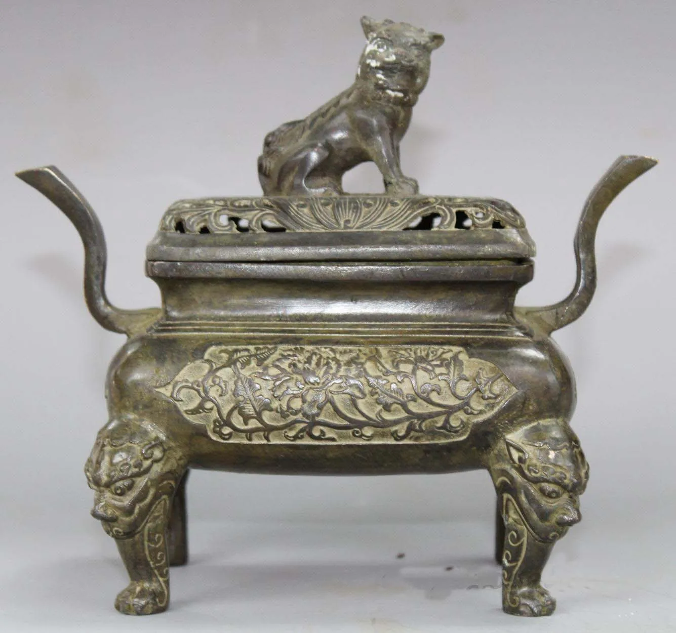 

Old Marked Chinese Bronze Foo Fu Dog Lion Statue Dragon incense burner Censer
