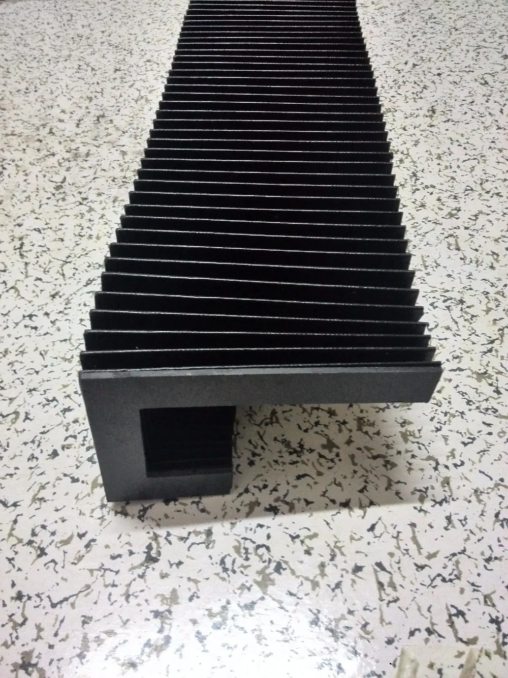 

Flexible accordion type protective shield,630mmx190mmx60mm,long shield 1100mm
