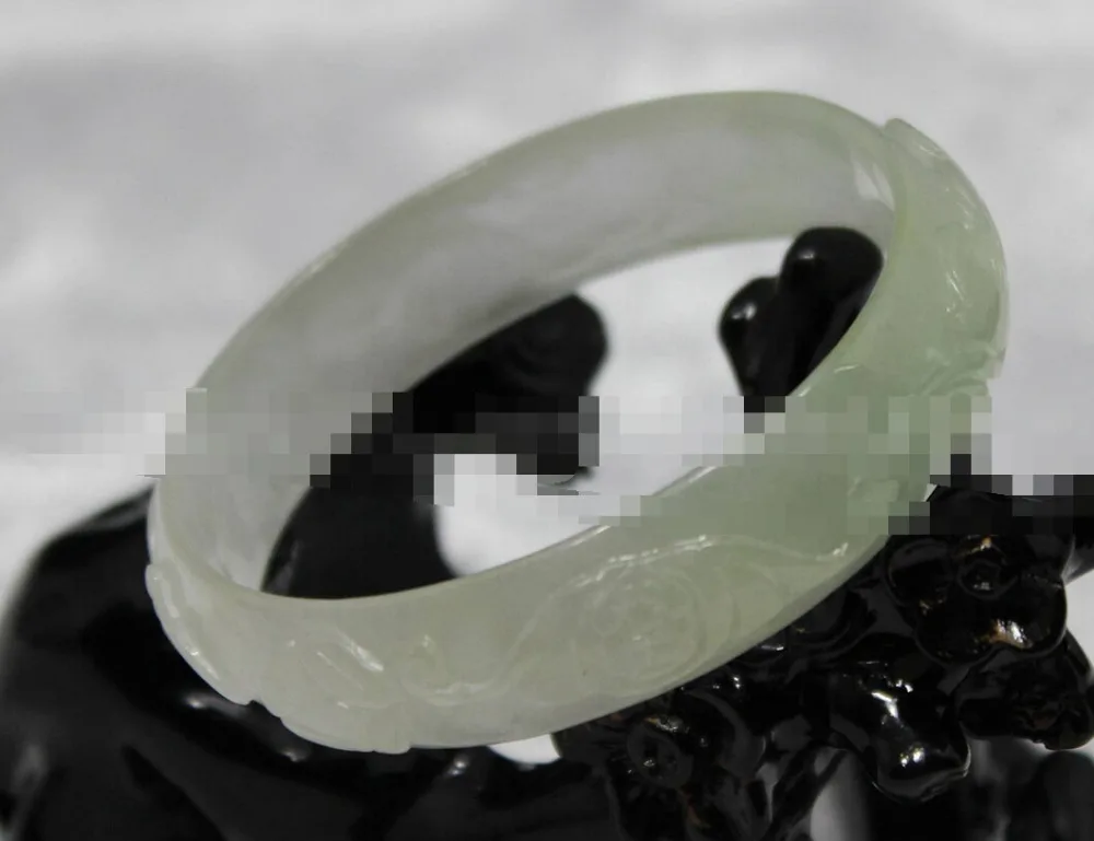 

2780 CHINA BEAUTIFUL HAND-CARVED GREEN JADEITE JADE GEMS BANGLE BRACELET