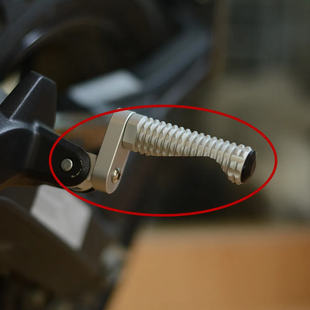 1 пара регулируемые CNC алюминиевые Пассажирские подножки Задние подножки аксессуары для Ducati Scrambler