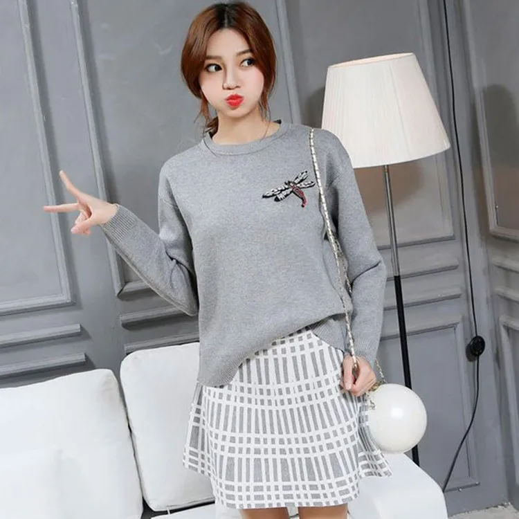 

New 2018 Spring Autumn Sweater Skirt Suit Women 2 Piece Set Long Sleeve O Neck Knitted Crop+A Line plaid Skirt