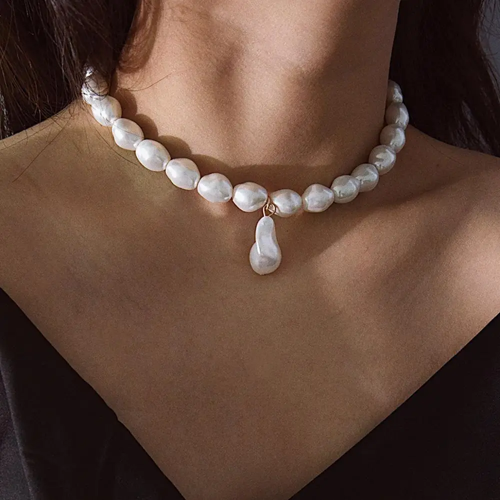 KMVEXO Baroque Irregular Simulated Pearl Choker Necklaces For Women Girls Gorgeous Statement Necklace Party Wedding Jewelry Gift