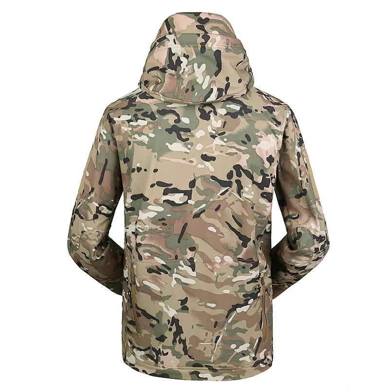  2017   softshell  -       Hooded Camo   19  