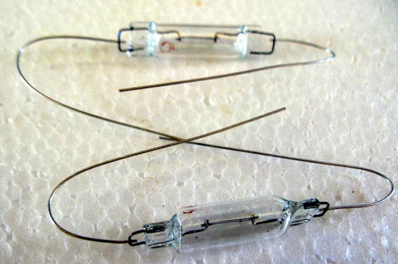

Frequency Divider Overcurrent Protection Bulb Special Imported Speaker Divider Fuse