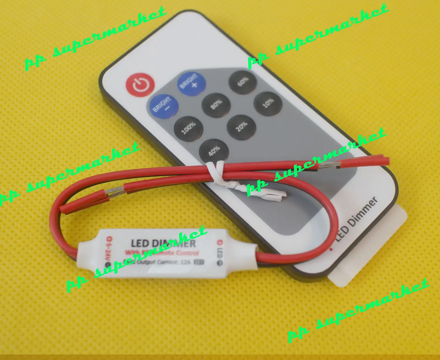 

9 Key-RF Ultra Slim Mini RF Wireless Remote Controller LED Dimmer DC5-24V