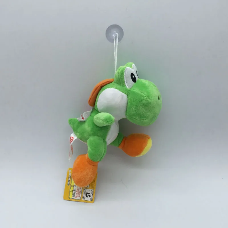 4695026447_1674810592