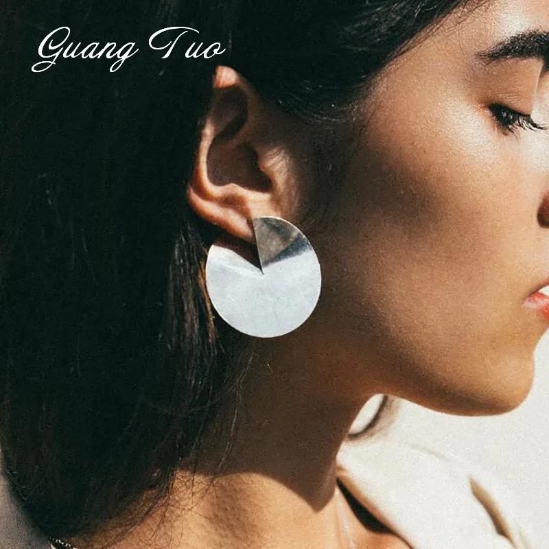 

ES2118 European Wild Simple Round Stud Earrings Personality Fashion Earrings For Women Bar Party Jewelry Accessories Wholesale