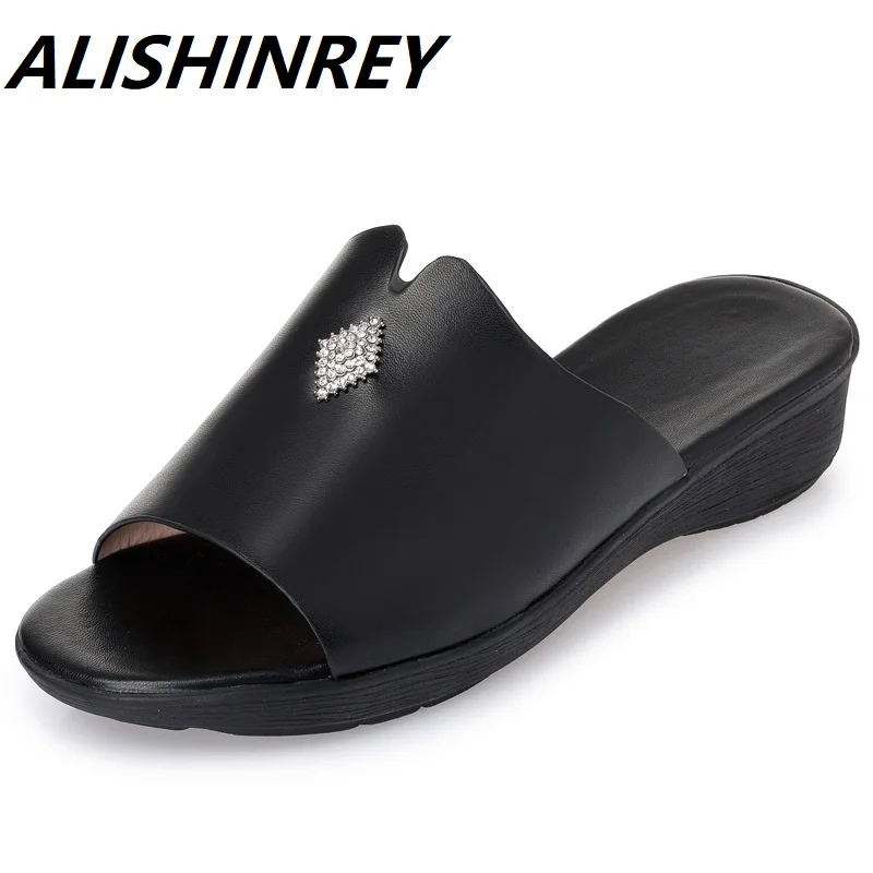 

ALISHINREY 2019 Women Rhinestones Slippers New Arrival Summer Genuine Leather Woman's Slippers comfortable wedges women shoes