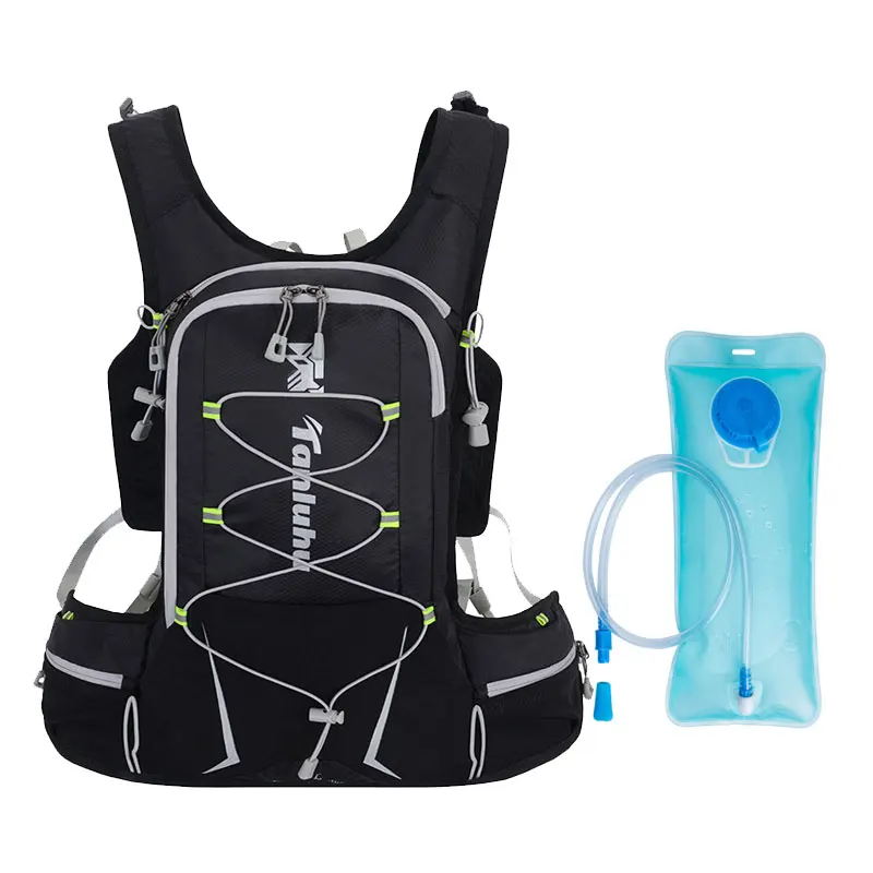 Outdoor 2L Water Bag Mountaineering Riding Bag Running Backpack Male Cross Country Riding Shoulder Bag Water Bladder Container - Цвет: Black and water bag