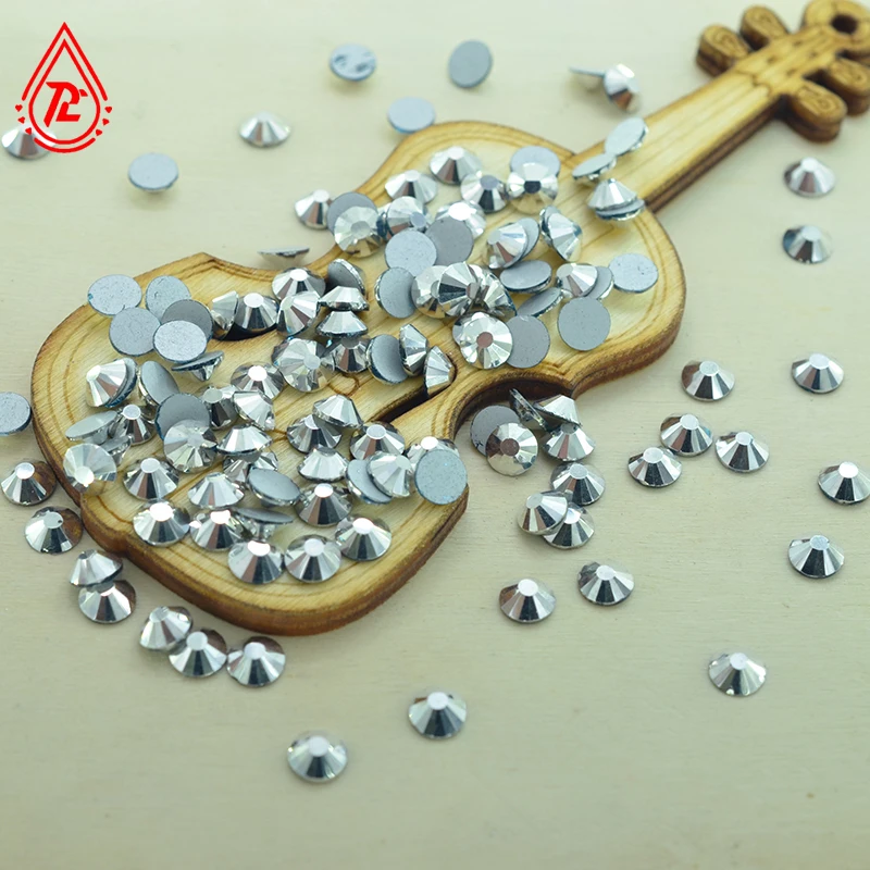 

Mine Silver Flat Back Rhinestones for Nail Art, Glue On Crystals / Non Hotfix Rhinestones
