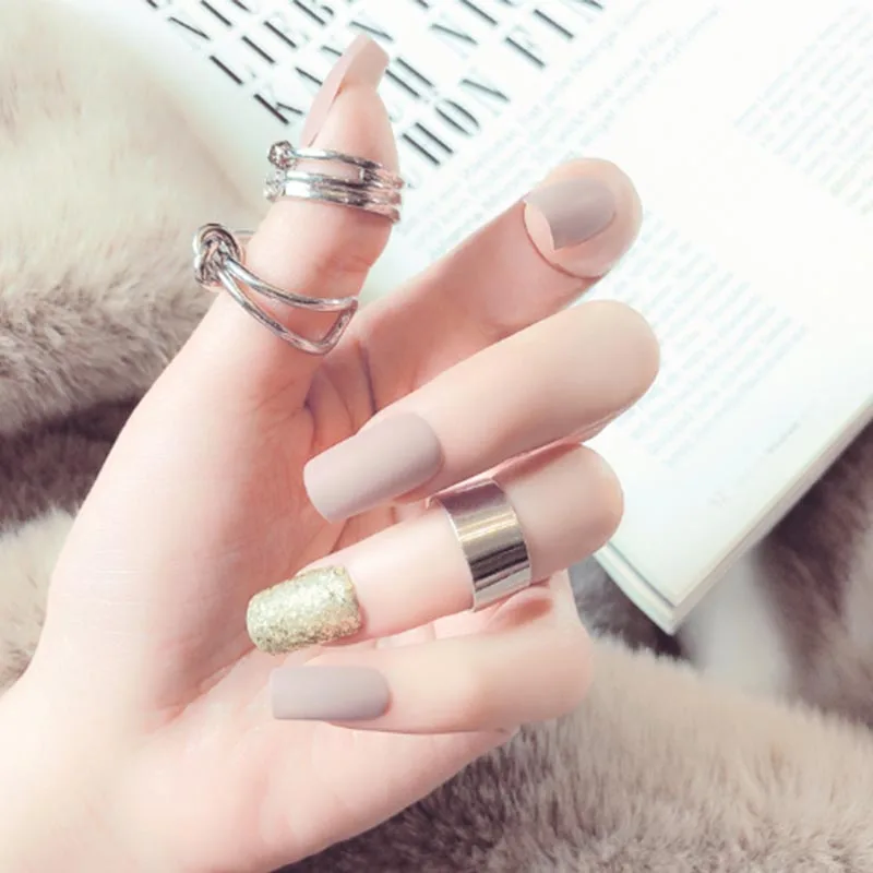 

Nail Artwork Square Head Scrub Bean Paste Elegant Long Sequins False Nail Patch 24 Pieces with Glue