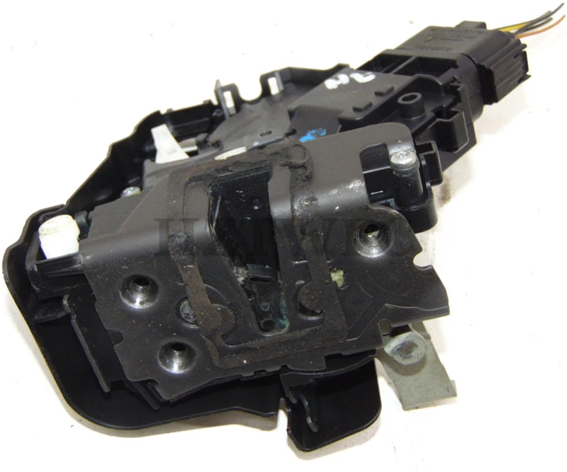 

4M4AA26413BD REAR LEFT DRIVER SIDE CENTRAL DOOR LOCK ACTUATOR FOR FORD FOCUS 1.8 MK2 C-MAX II