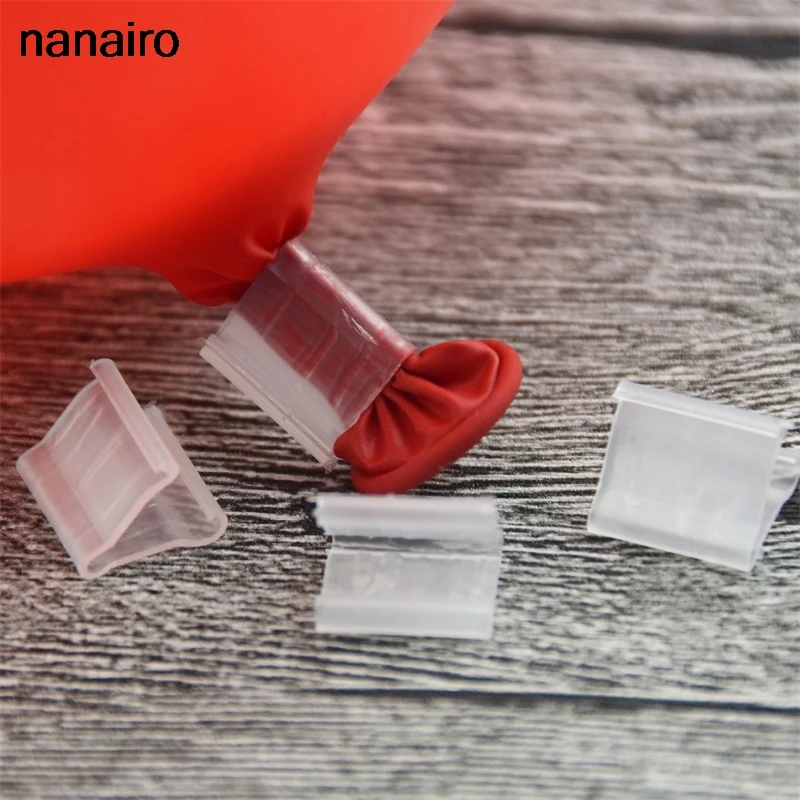 

Cheap 20pcs V Shape Balloon Clips Wedding Dresses Balloon Clamp Birthday Christmas Party Balloon Clip Ignore Manual Balloon Seal