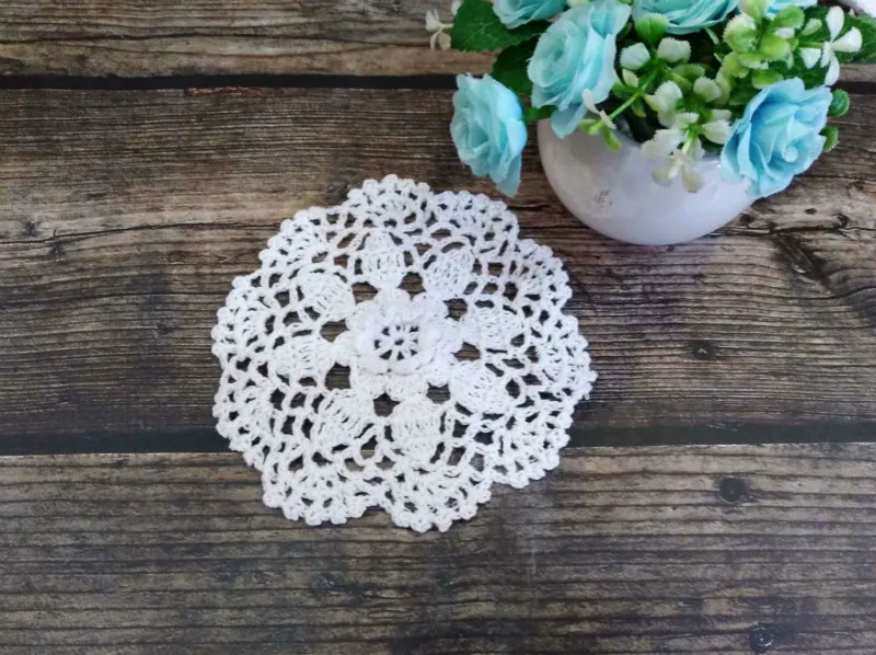 Modern Placemat Christmas Placemats Doily Mat Cup Pad Coasters Table Mats Cotton Lace Fabric Crochet Place Mats Kitchen Table