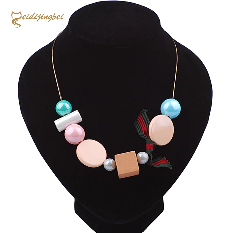 Gosto do novo colar simples temperamento doce das mulheres de madeira geométrica colar curto clavícula cadeia de uma geração para comprar