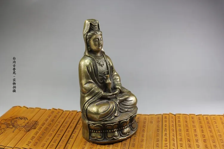 

Античная модель, статуэтка бодхисаттвы из старой латуни, Античная бронзовая серия, металлические изделия, античные предметы, мебель Будды