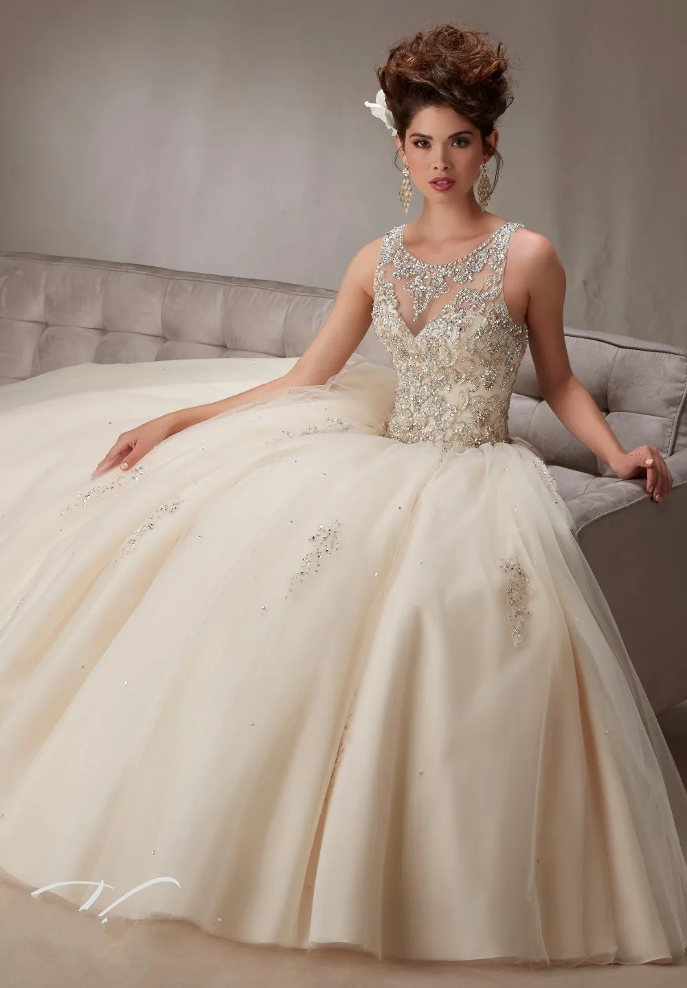 03 140 Sleeveless Luxury Rhinestones Beaded Embroidery Light Blue Quinceanera Dresses 2016 New Tulle Ball Gown Blush Champagne