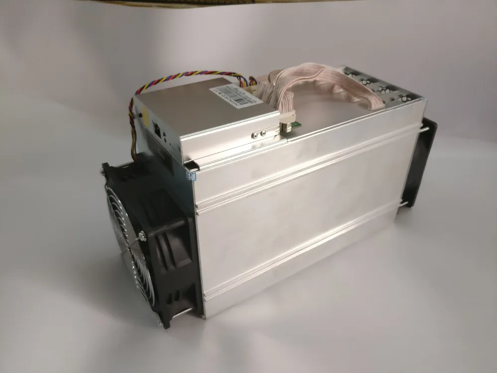 Best YUNHUI Used ANTMINER L3+ LTC 504M scrypt miner LTC Mining Machine 504M 800W on wall Better Than ANTMINER L3 1