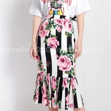 Новинка, летняя женская шелковая юбка высокого качества с розовым принтом розы, черно-белые полоски контрастного цвета, Тонкая шелковая юбка русалки с оборками