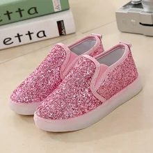 Детская обувь \ Сникеры г. новая детская обувь износостойкая Нескользящая плоская детская обувь модный стиль светодиодный свет детская спортивная обувь