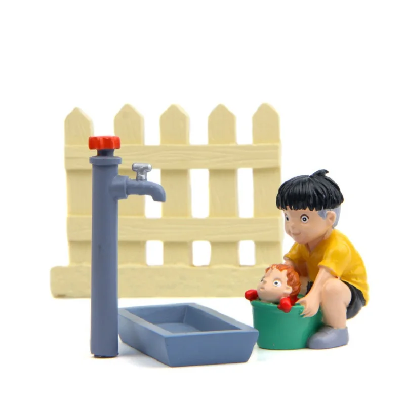 

4pcs/lot Ponyo on the Cliff Sousky Seagal Take Bucket Action Figure Toy DIY Micro Garden Landscape Decoration Props Children Toy