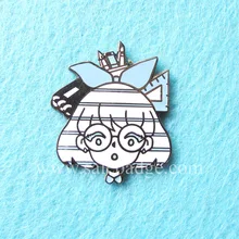 Изготовленный на заказ белый и синий милый девушка жесткий значок с эмалью