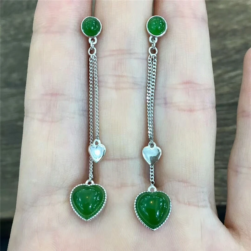 Серьги из серебра 925 пробы с инкрустированным натуральным изумрудом