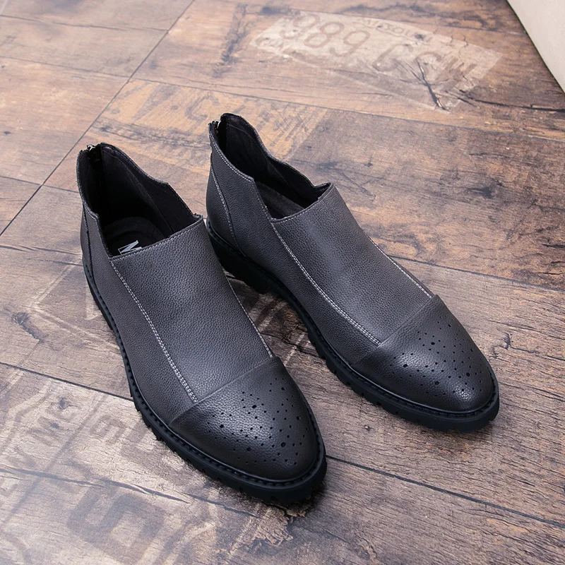 

2019 New High quality Men's leather casual shoes Fashion Breathable flats Bullock Formal Men Dress Shoes high-top ShoesC4