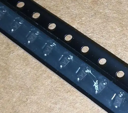 100PCS 1SS355 1SS355TE 17 SMD SOD 323 0805 A-in Diodes from Electronic ...