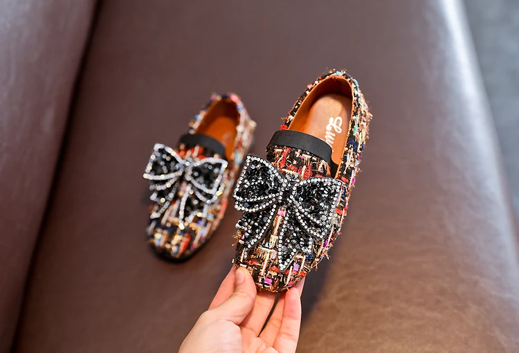 Новая кожаная обувь для девочек со стразами модная обувь принцессы детская танцевальная обувь детская обувь 17N1120