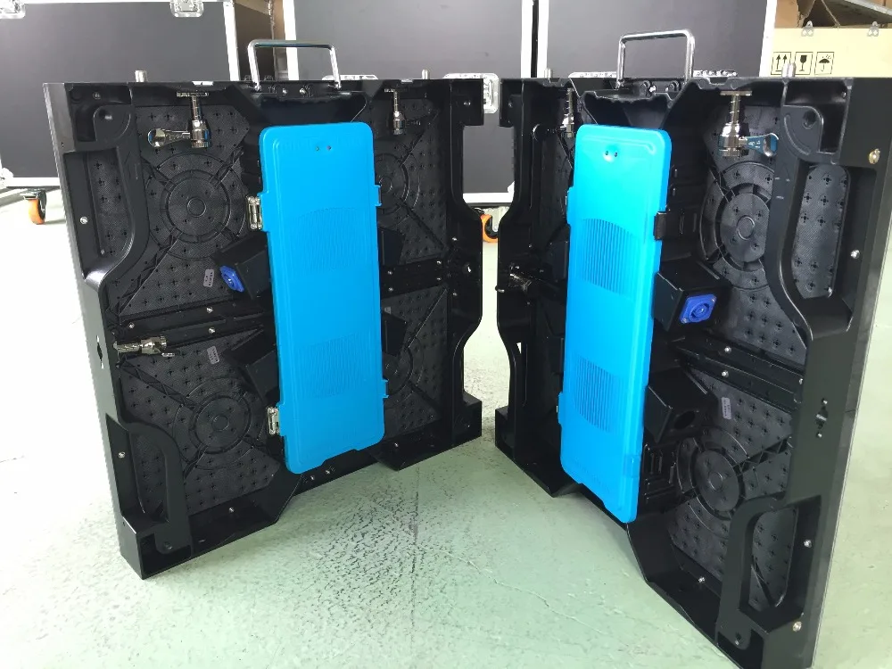 

4pcs P3.91 indoor LED panel ,500X500mm aluminium die casting cabinet, full color video led display screen, led video wall