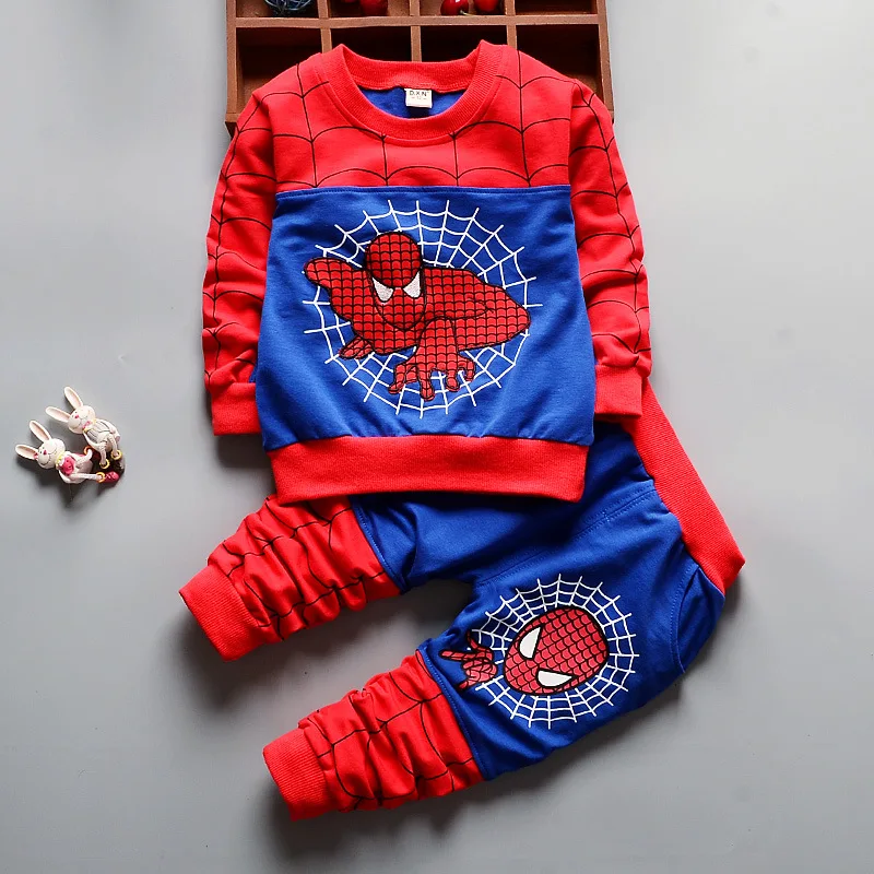 Комплект одежды для мальчиков, костюм Человека-паука комплекты верхней одежды на осень и зиму жилет с капюшоном+ футболка+ штаны, спортивный костюм из 3 предметов для мальчиков, комплект одежды