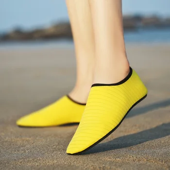 

New Unisex Sneakers Swimming Shoes Water Sports Aqua Seaside Beach Surfing Slippers Upstream Lightweight Breathable Water Shoes